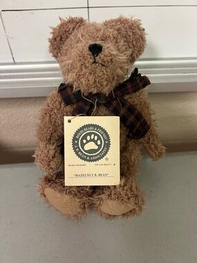 Boyd’s Bear Hazelnut B. Bean Plush Bear with Plaid Bow